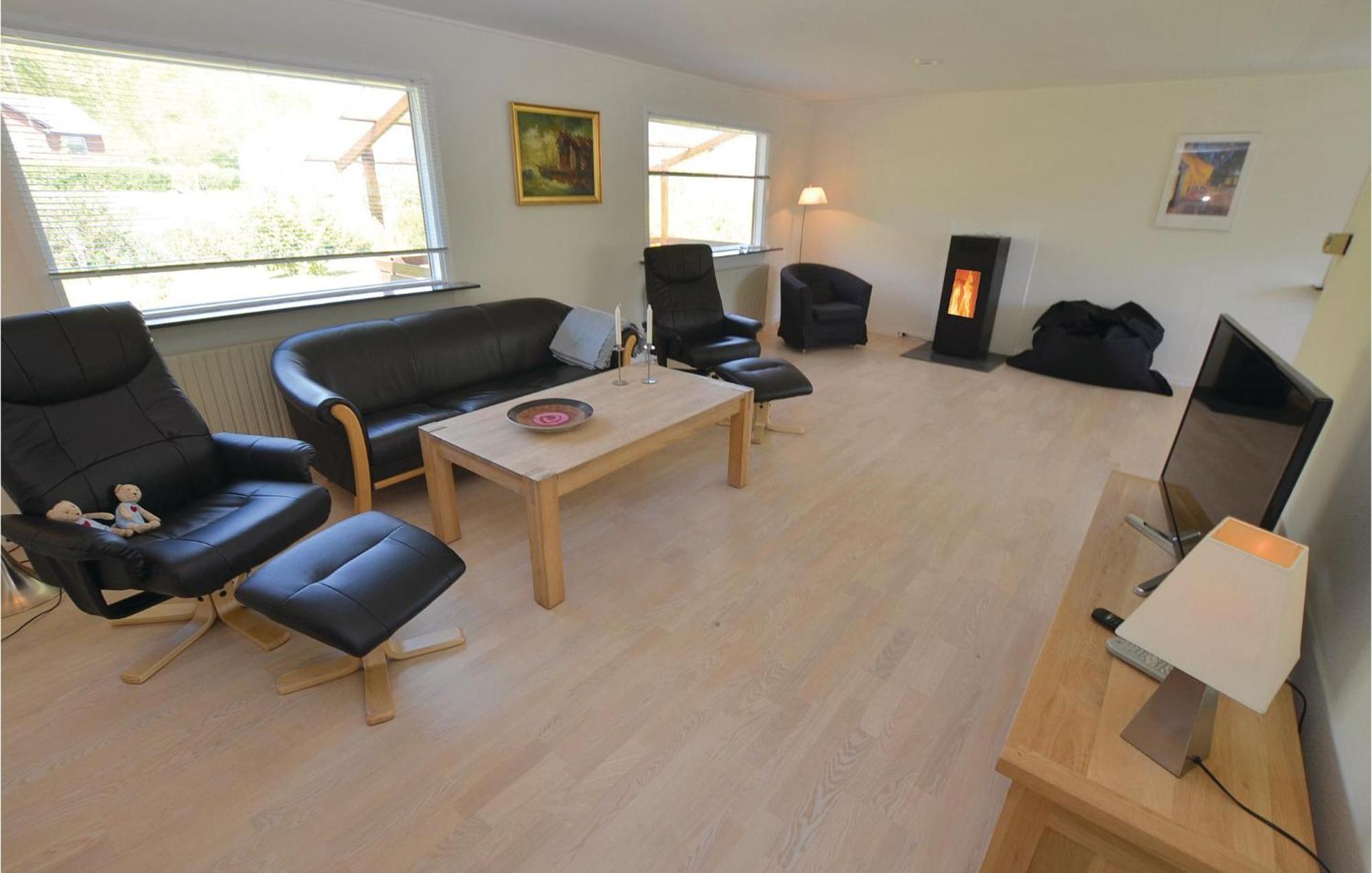 Stunning Home In Augustenborg With Kitchen Kültér fotó