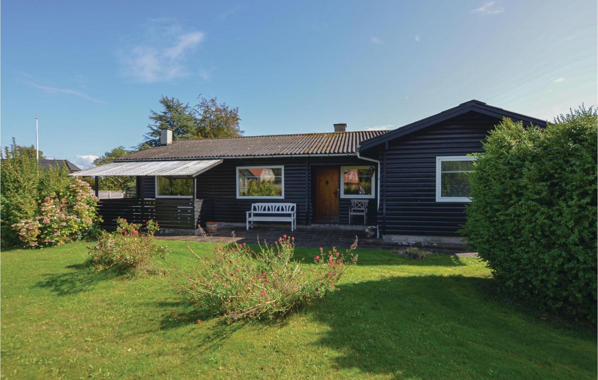 Stunning Home In Augustenborg With Kitchen Kültér fotó